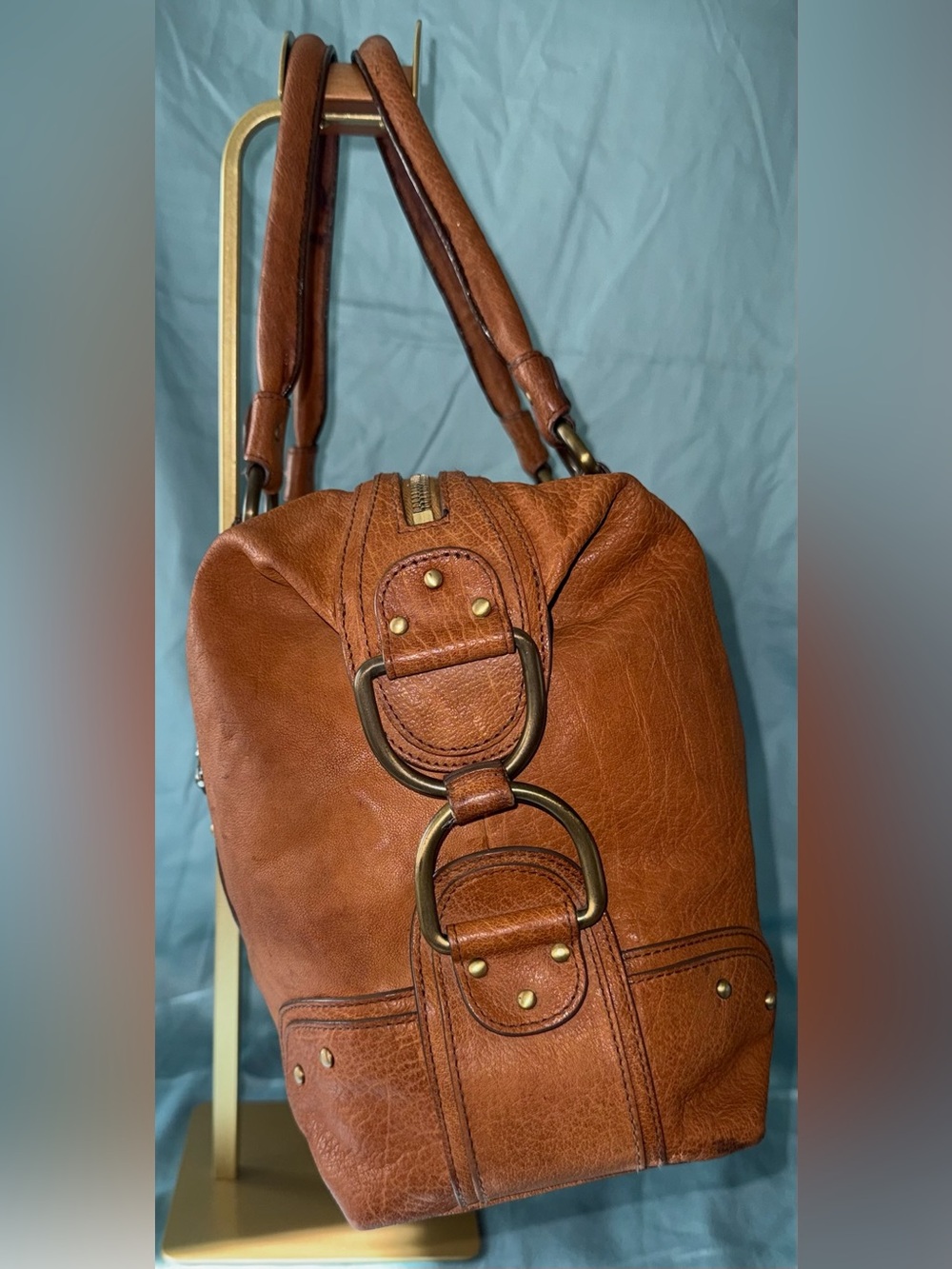 Bally Brownish Red Leather Shoulder Bag with Charm Accents - Picture 3 of 16